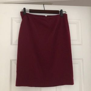 H&M maroon skirt
